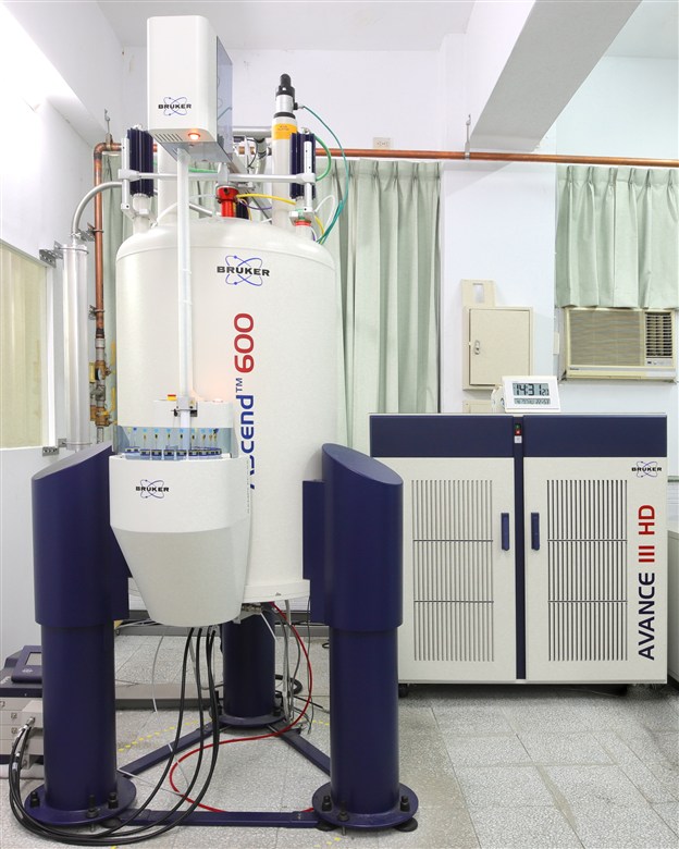 Bruker AV III HD-600 液態超導核磁共振儀